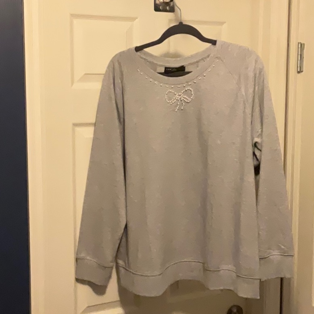 Lane Bryant Sweatshirt Size: 18/20. Light gray w/White Faux Pearl Design.  New.